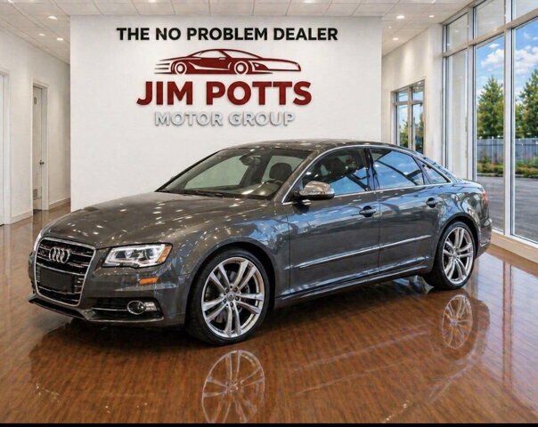 2008 AUDI S8