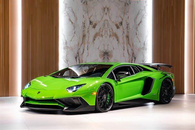 2016 LAMBORGHINI Aventador