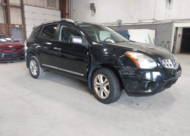 2015 NISSAN Rogue