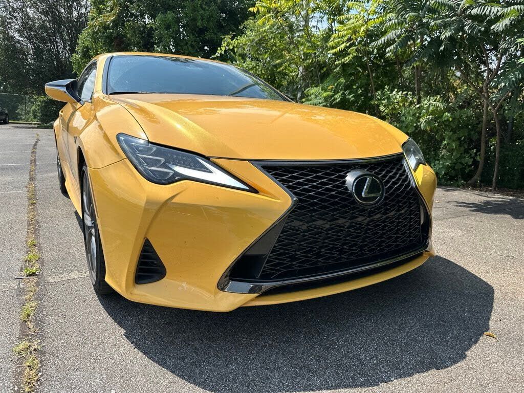 2022 LEXUS RC