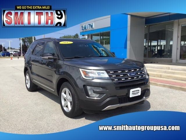 2017 FORD Explorer