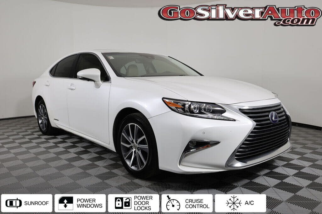 2016 LEXUS ES
