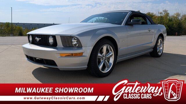 2005 FORD Mustang