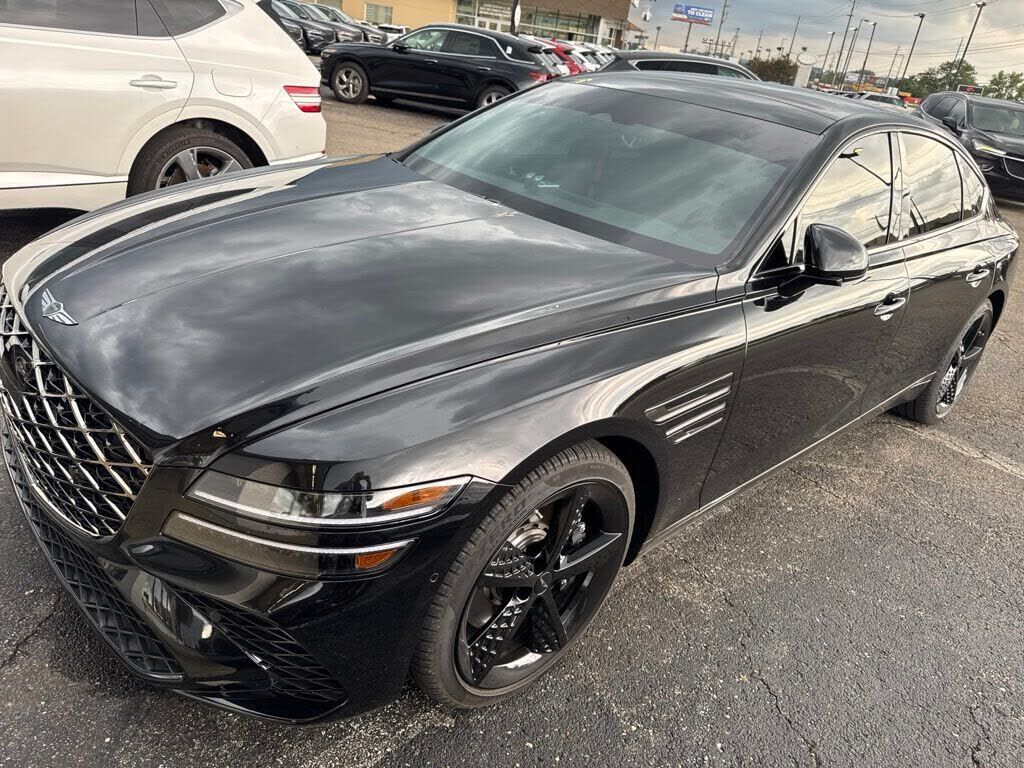 2025 GENESIS G80