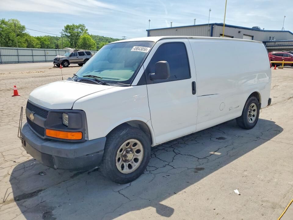 2013 CHEVROLET Express