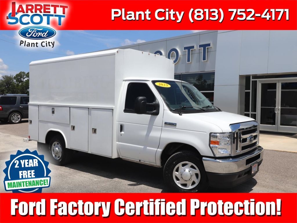 2023 FORD E-350