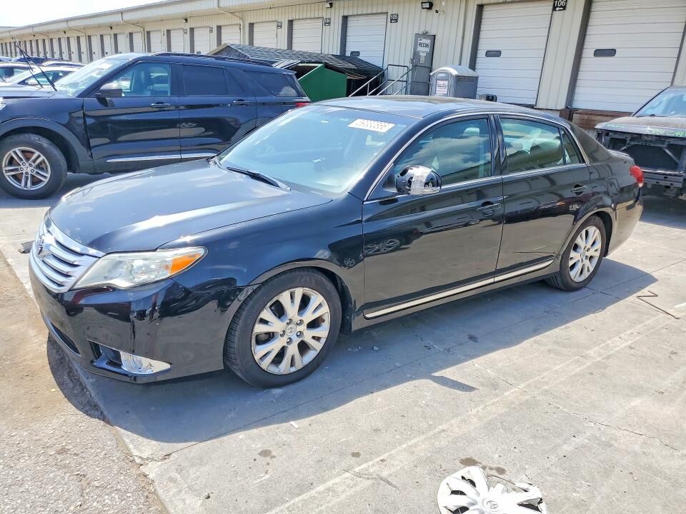 2011 TOYOTA Avalon