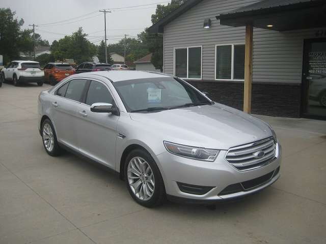 2017 FORD Taurus
