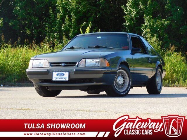 1987 FORD Mustang