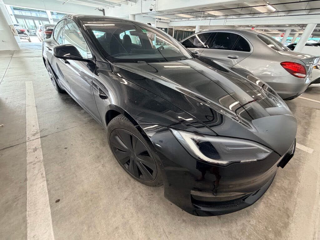 2022 TESLA Model S