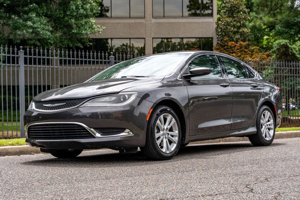 2017 CHRYSLER 200