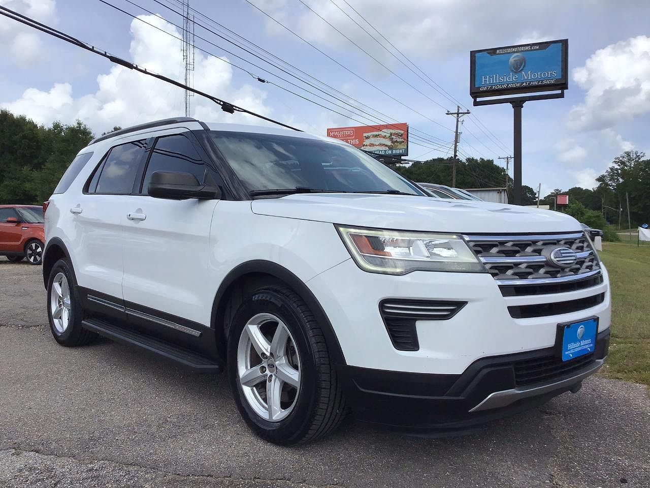 2018 FORD Explorer
