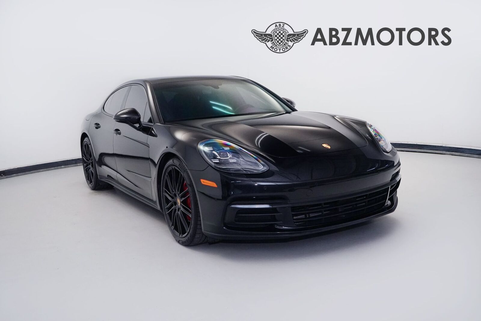 2018 PORSCHE Panamera