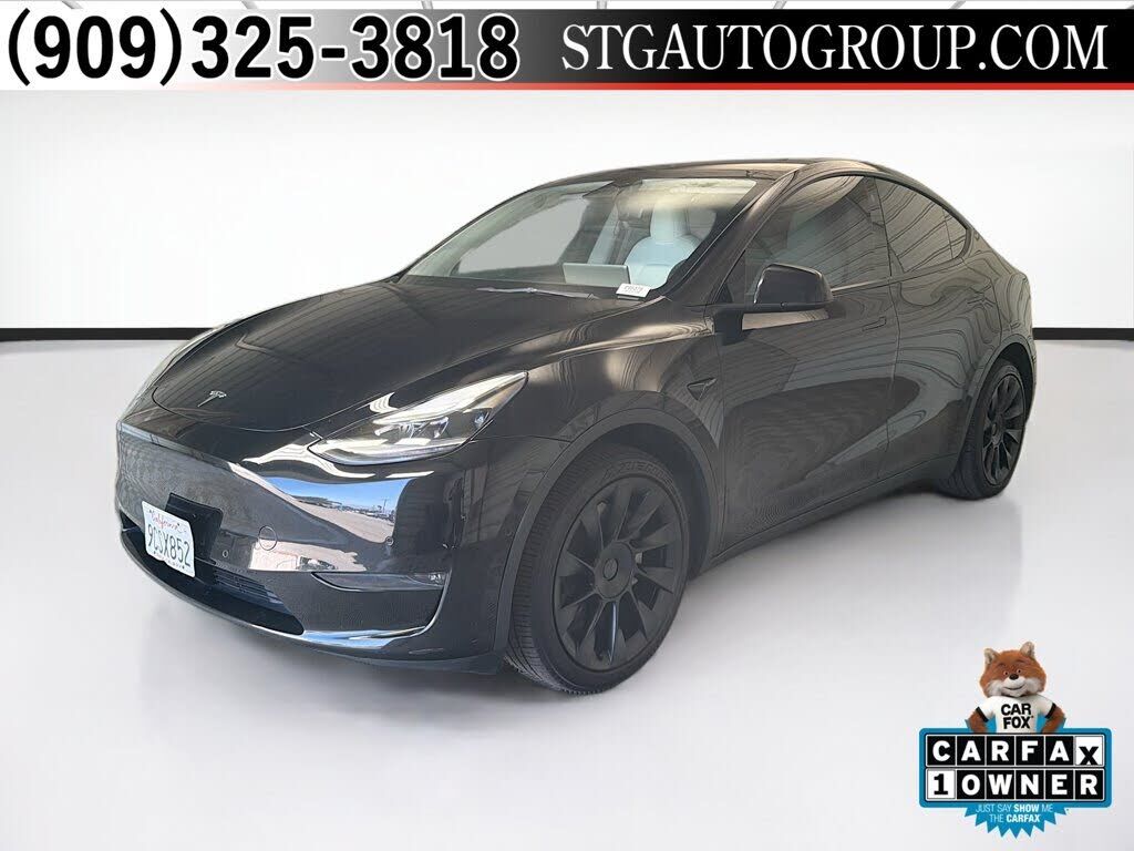 2022 TESLA Model Y
