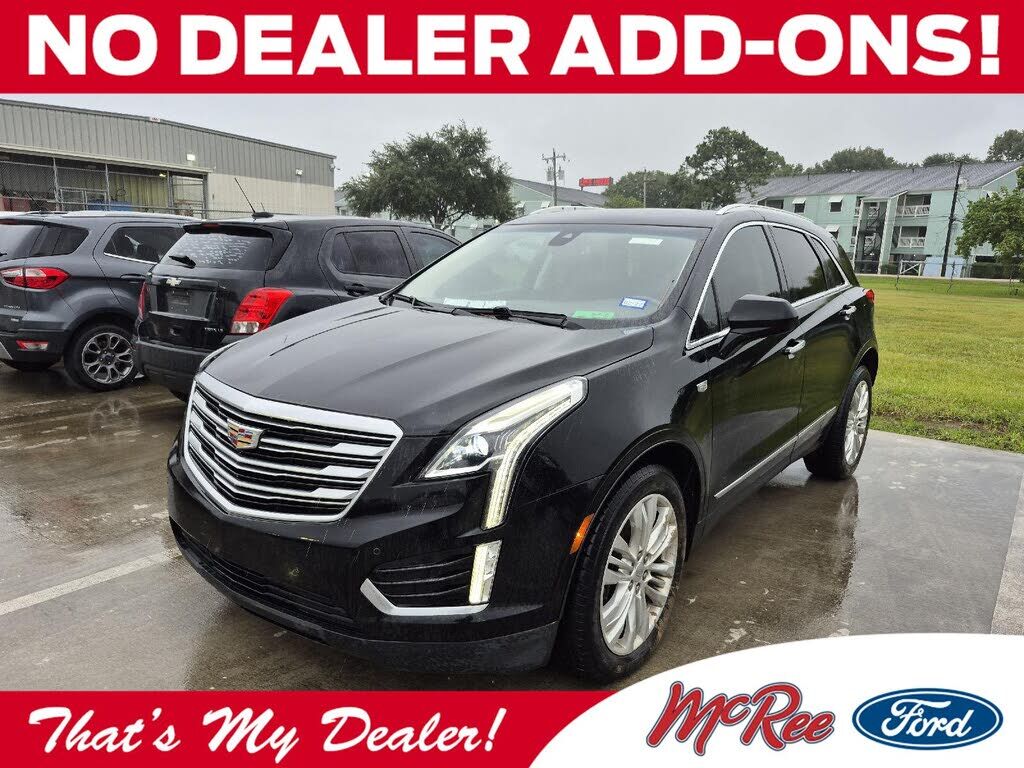 2017 CADILLAC XT5