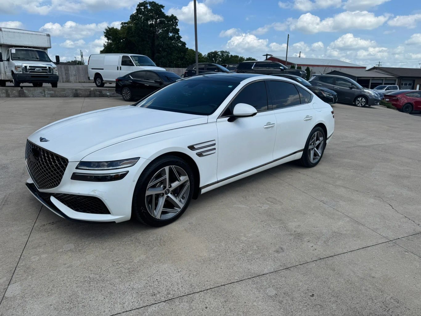 2023 GENESIS G80