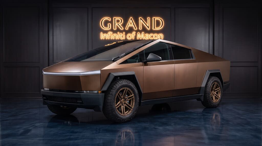 2024 TESLA Cybertruck