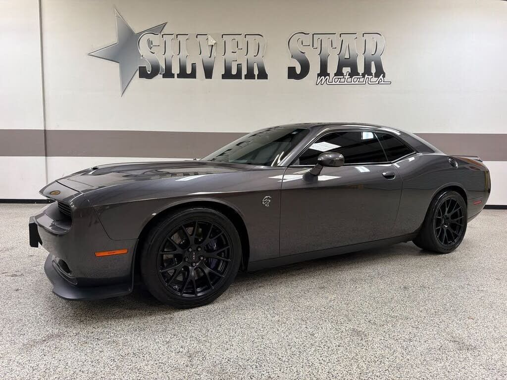 2016 DODGE Challenger