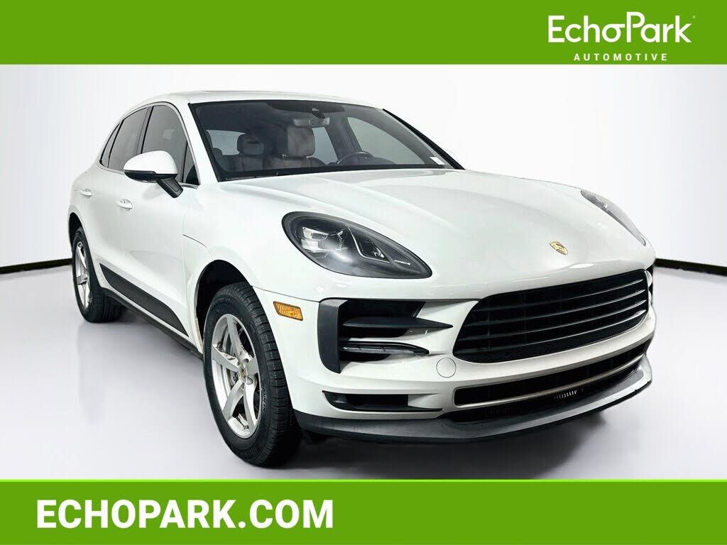 2020 PORSCHE Macan