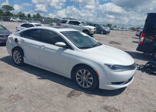2015 CHRYSLER 200