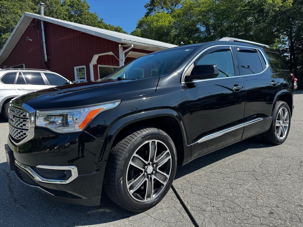2017 GMC Acadia