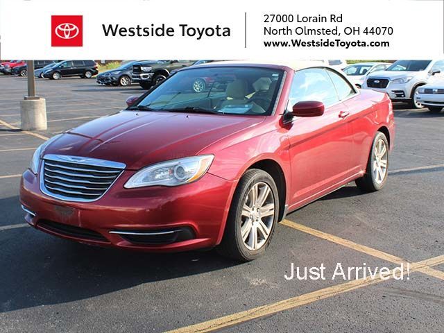 2013 CHRYSLER 200