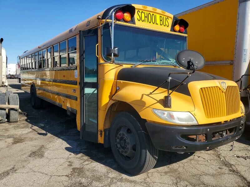 2015 IC BUS PB105