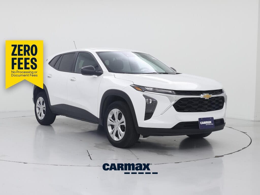 2025 CHEVROLET Trax