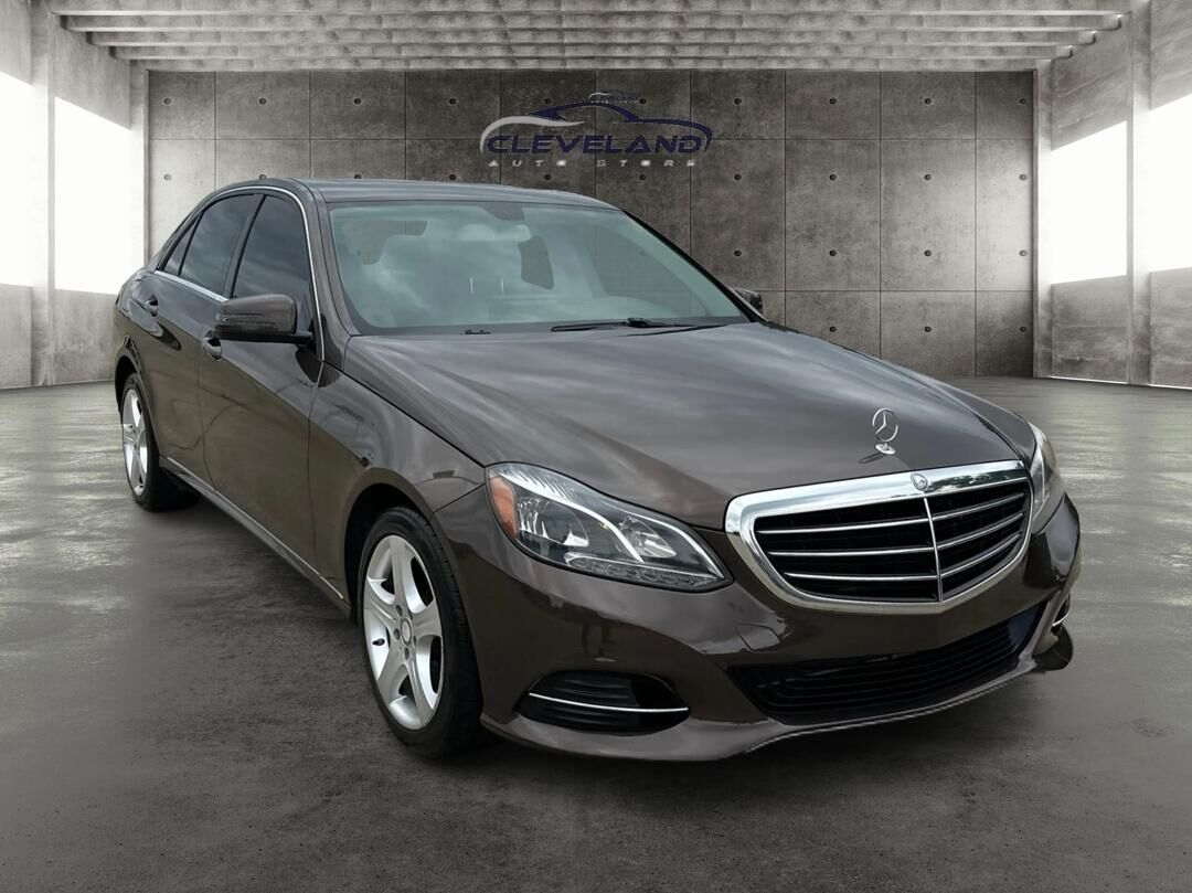 2016 MERCEDES-BENZ E-Class