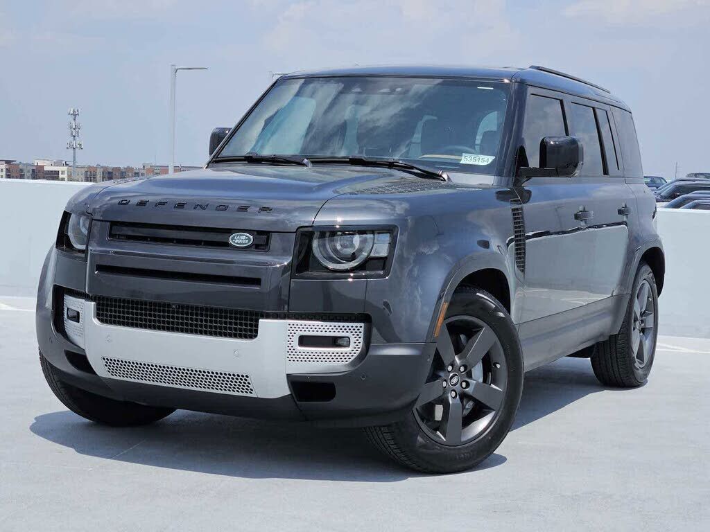 2025 LAND ROVER Defender