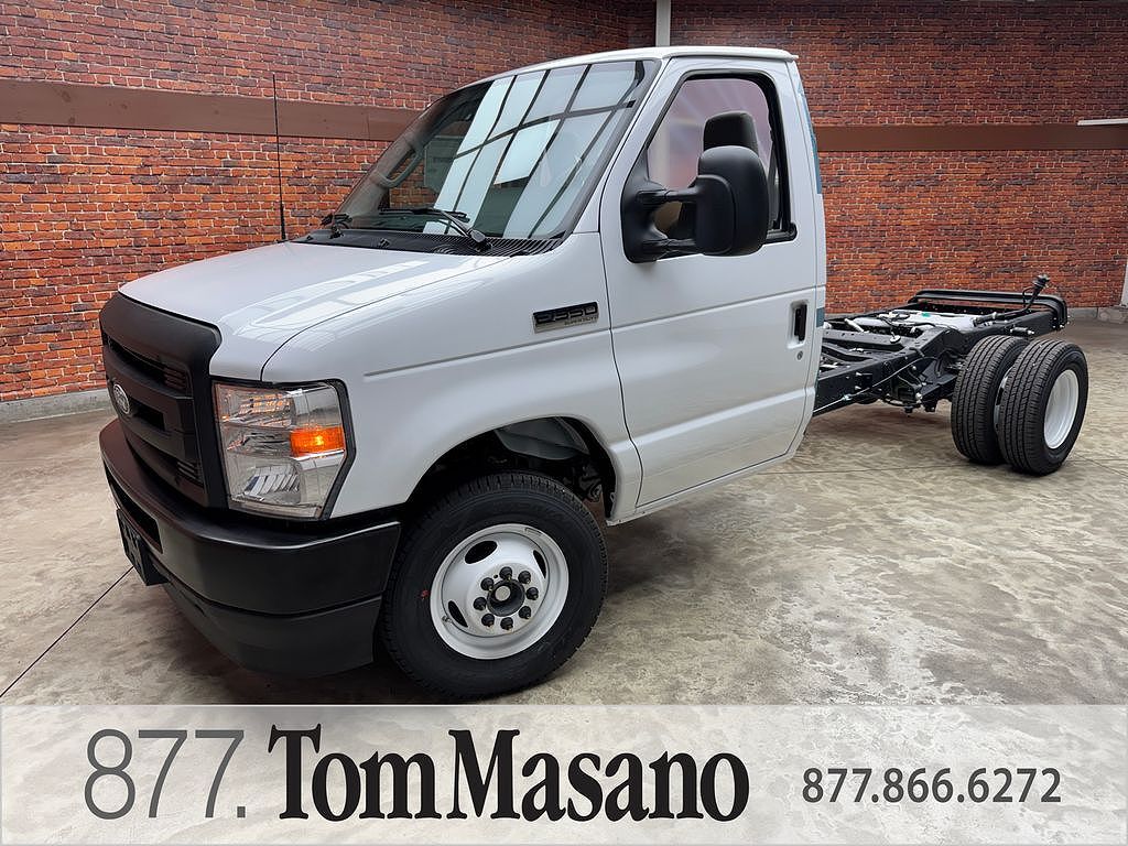 2027 FORD E-350