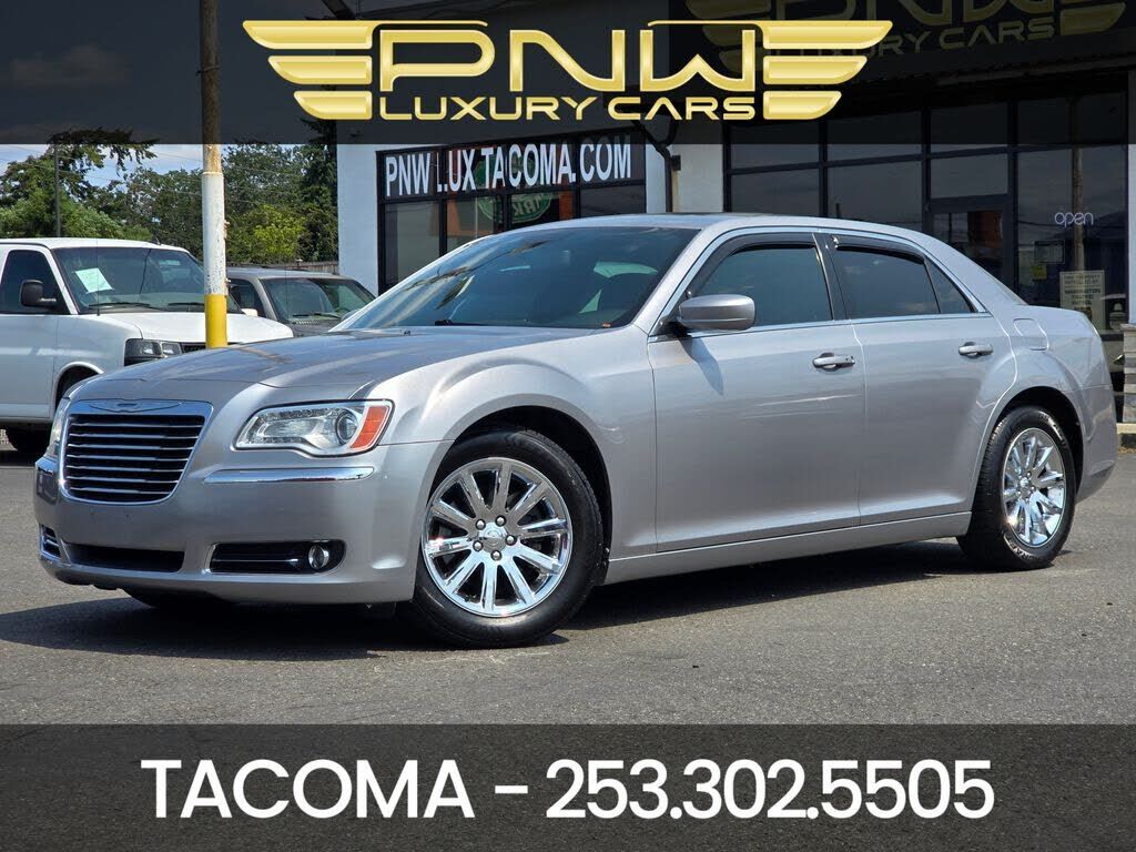2013 CHRYSLER 300