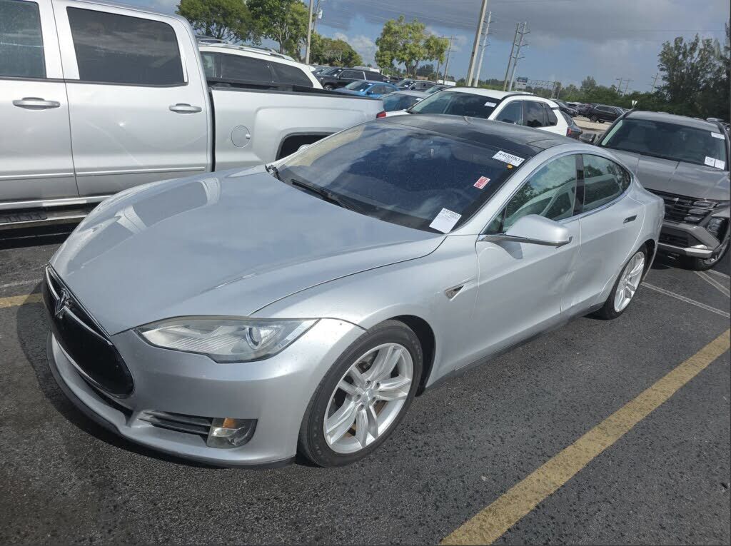 2013 TESLA Model S