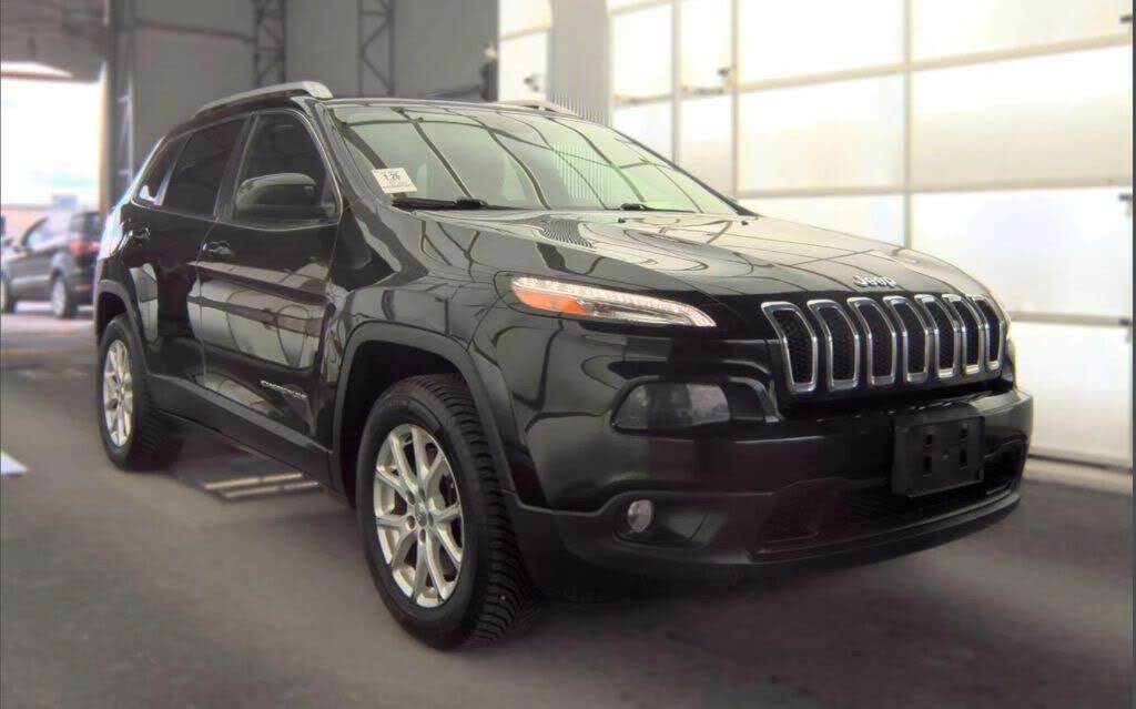 2017 JEEP Cherokee