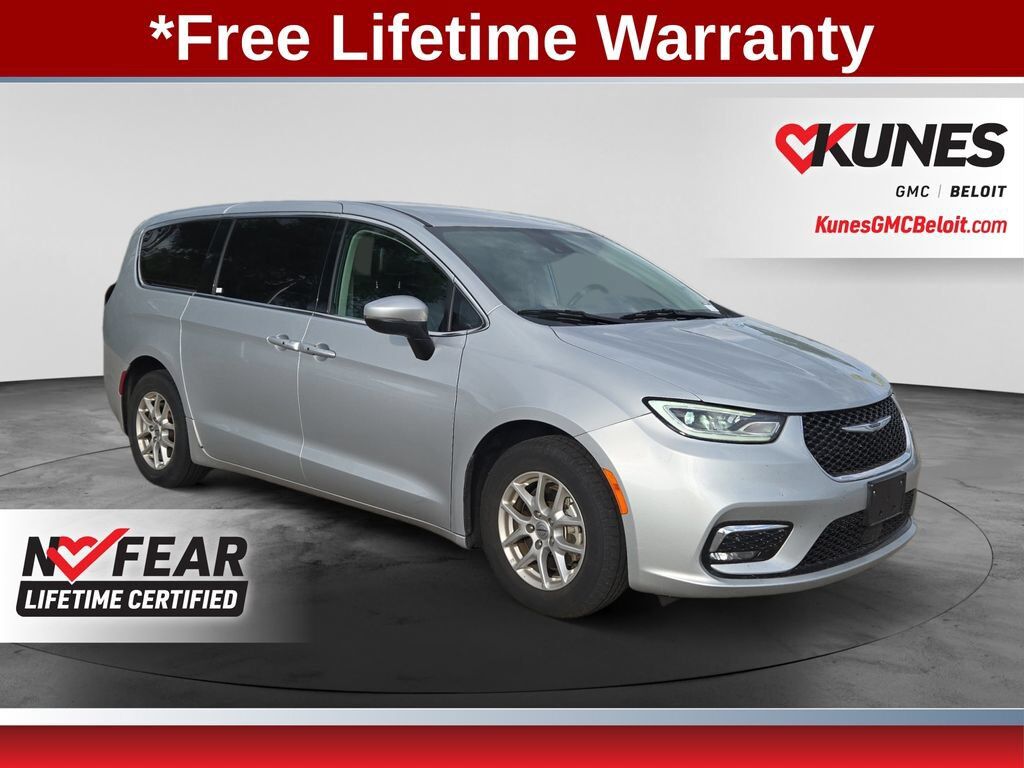 2023 CHRYSLER Pacifica