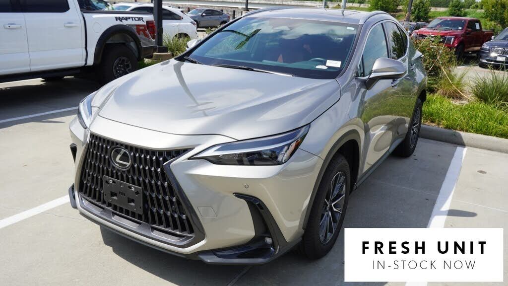 2025 LEXUS NX