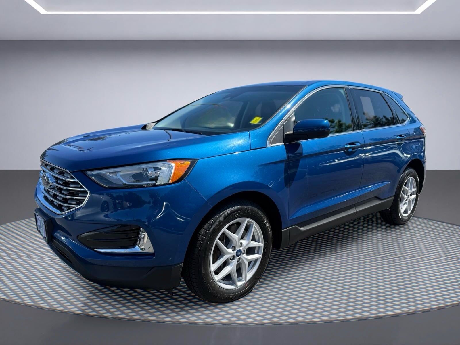 2022 FORD Edge