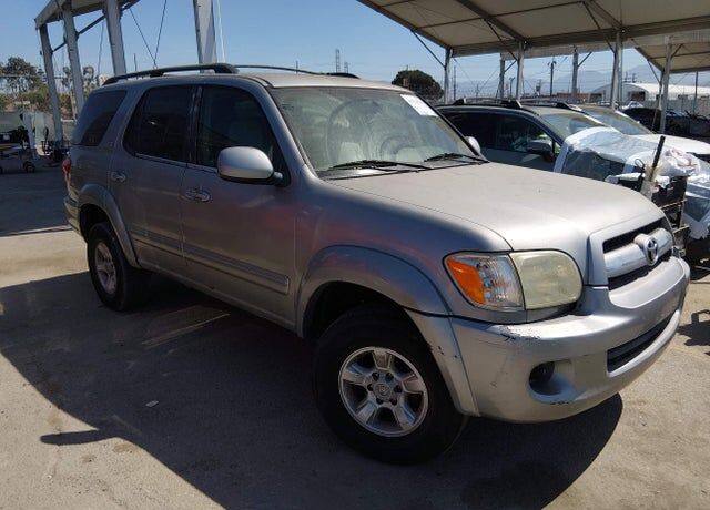 2005 TOYOTA Sequoia