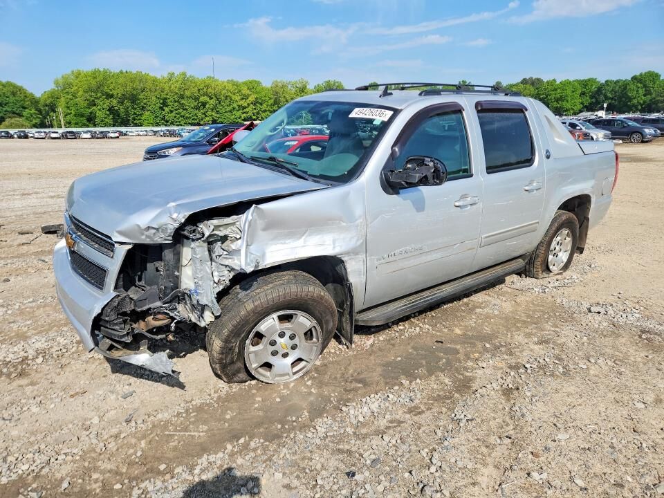2013 CHEVROLET Avalanche