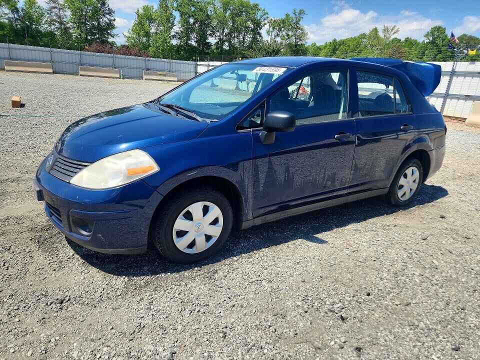 2009 NISSAN Versa