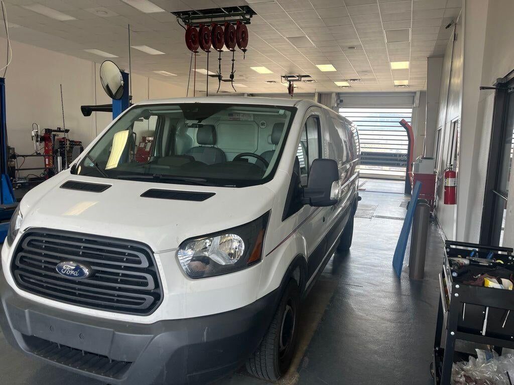 2017 FORD Transit