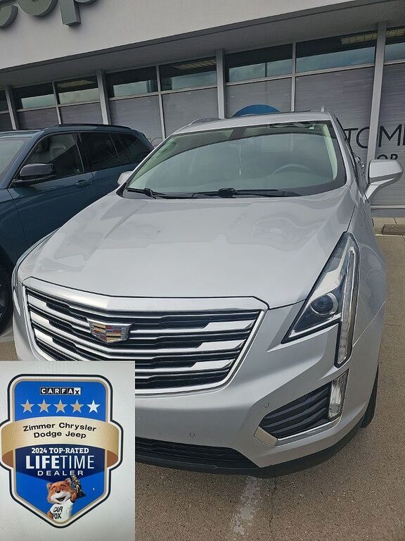2017 CADILLAC XT5