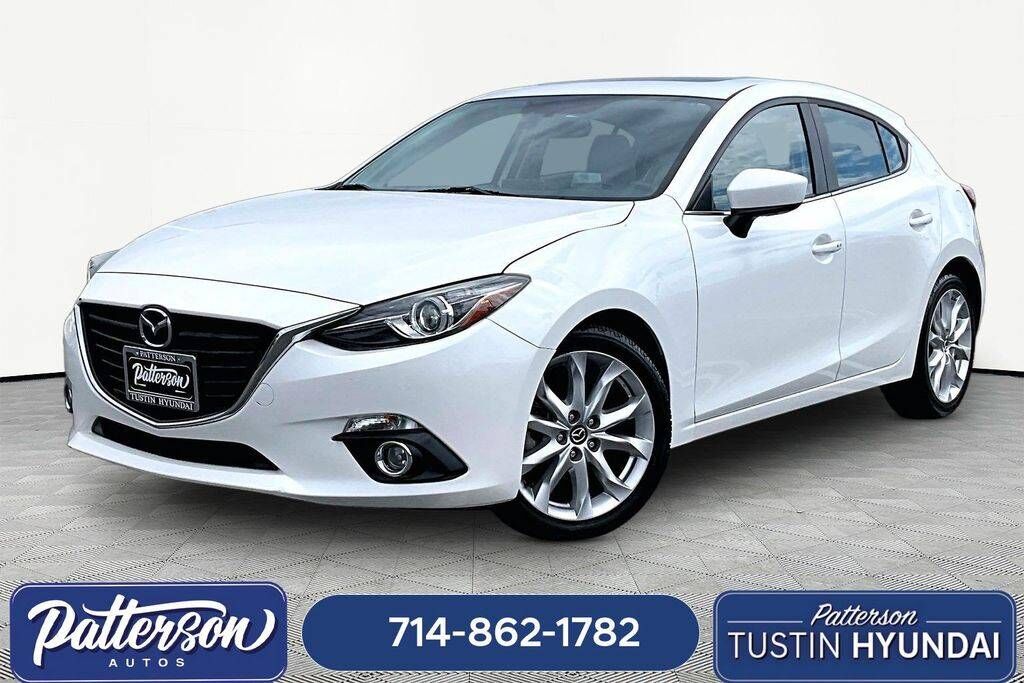 2016 MAZDA Mazda3
