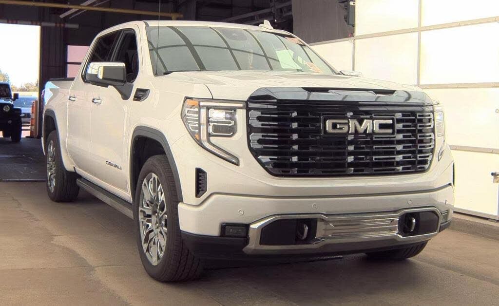 2023 GMC Sierra