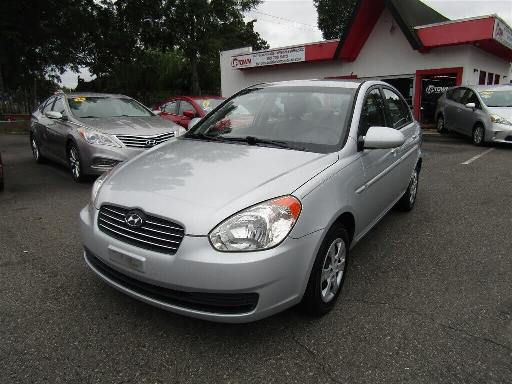 2008 HYUNDAI Accent