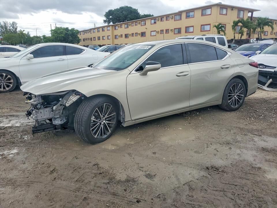 2025 LEXUS ES