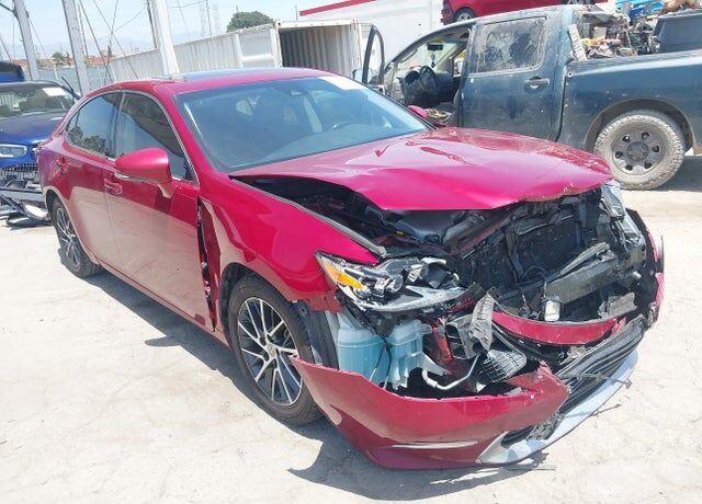 2018 LEXUS ES