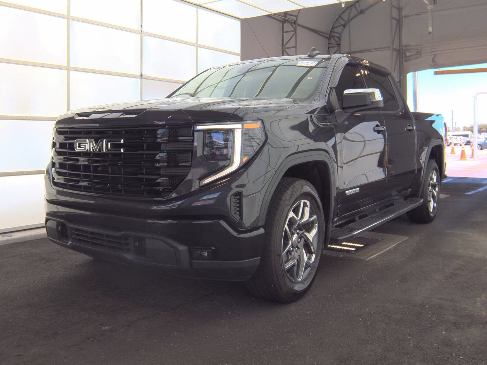 2024 GMC Sierra