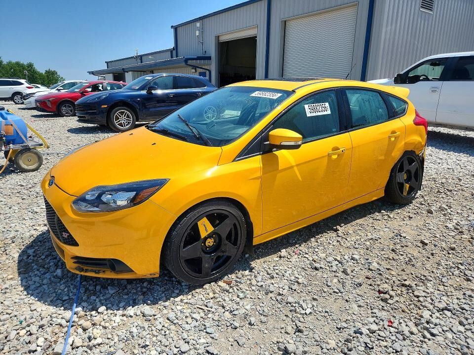 2013 FORD Focus