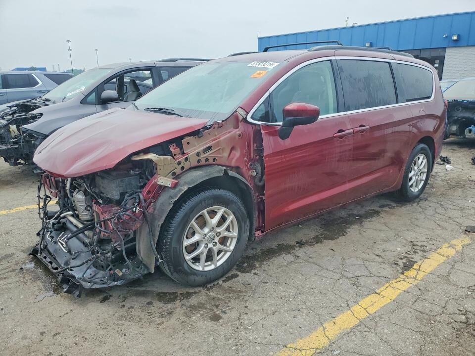 2021 CHRYSLER Voyager